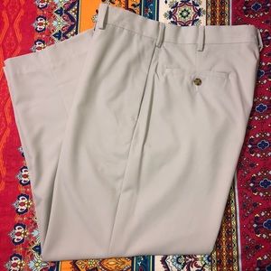 PRO TOUR MEN’s GOLF PANTS. GREAT ON THE COURSE W/GRIPPPERS.☆EUC☆
